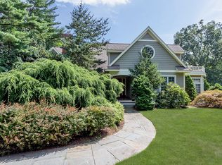 3150 Huntington Rd, Stratford, CT 06614