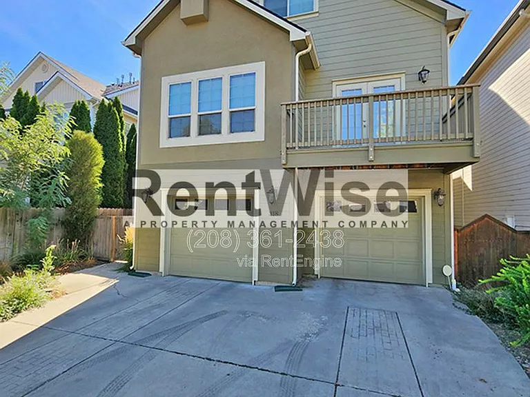 318 W Highland St — Photo 20