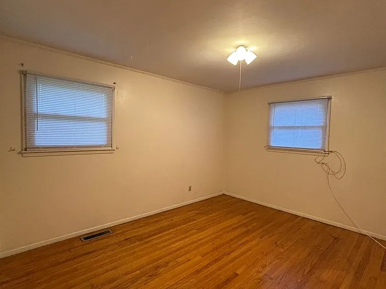 4108 S Park Dr — Photo 10