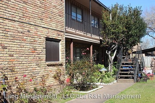 1st image of 103 Avenue E APT 7