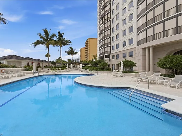 8665 Bay Colony Dr #2001 — Photo 46