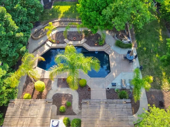 10313 Sorenstam Dr, Sacramento, CA 95829