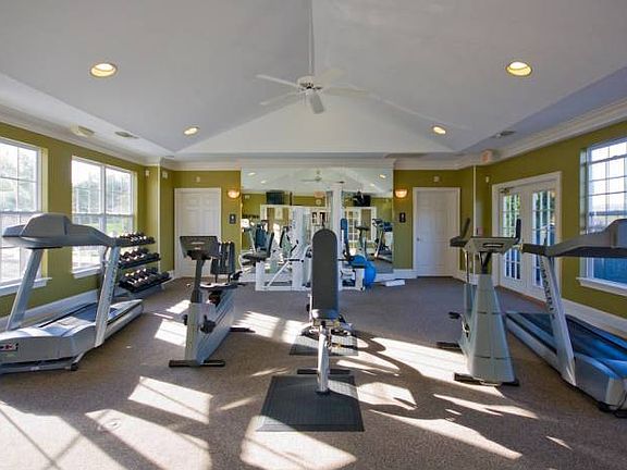 24 hour fitness center