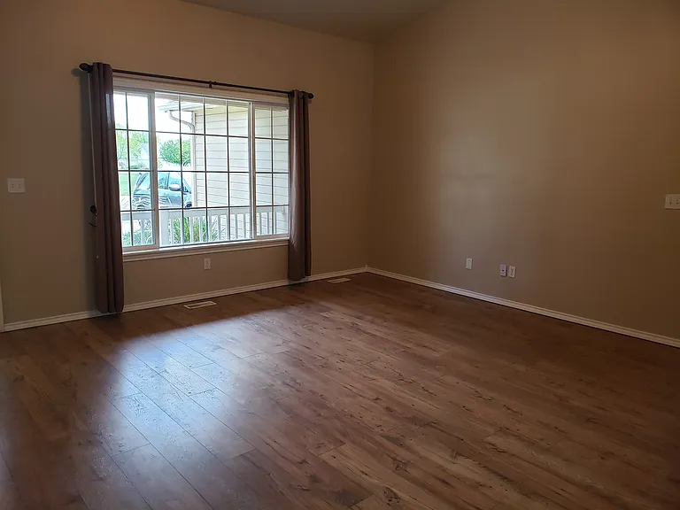 4228 E Stonebridge Dr — Photo 6