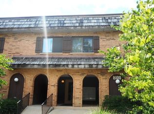 8100 Woodglen Ln APT 106, Downers Grove, IL 60516