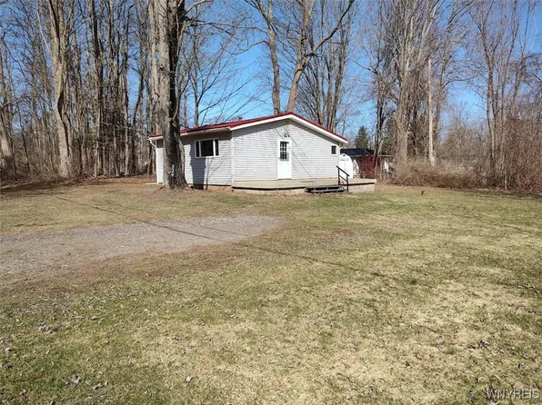 224 W Sterling Ave, Angola, NY 14006
