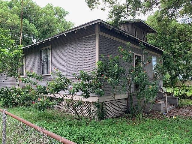 2nd image of 2811 N Taliaferro Ave