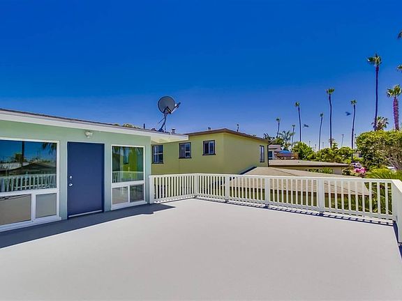 2nd image of 4962 W Point Loma Blvd