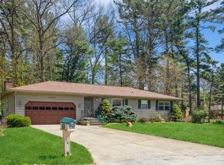 425 Trail St, Trail Creek, IN