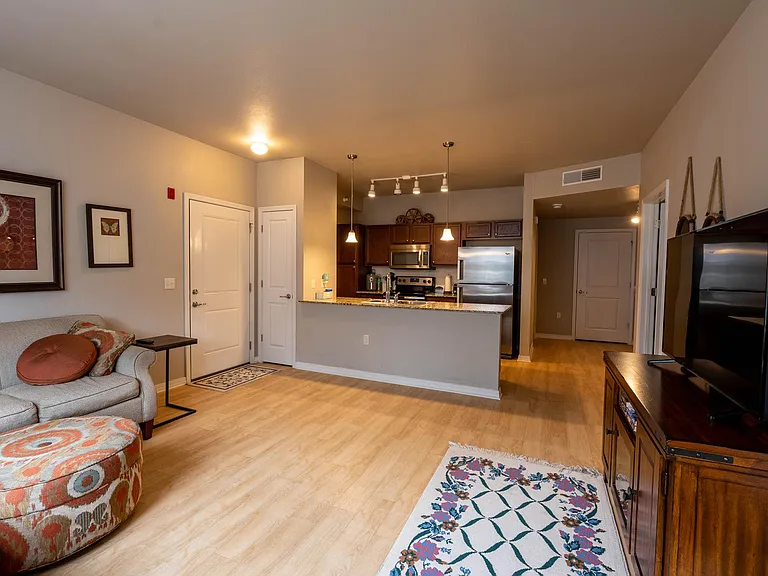 101 Prairie Dunes Dr #203 — Photo 2