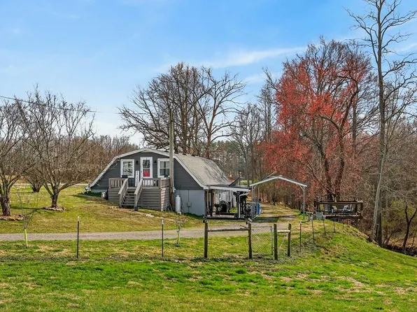 1603 Coon Hunt Rd, Baxter, TN 38544