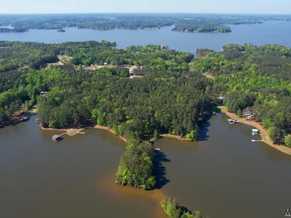 2 Starboard Ln, Henrico, NC 27842