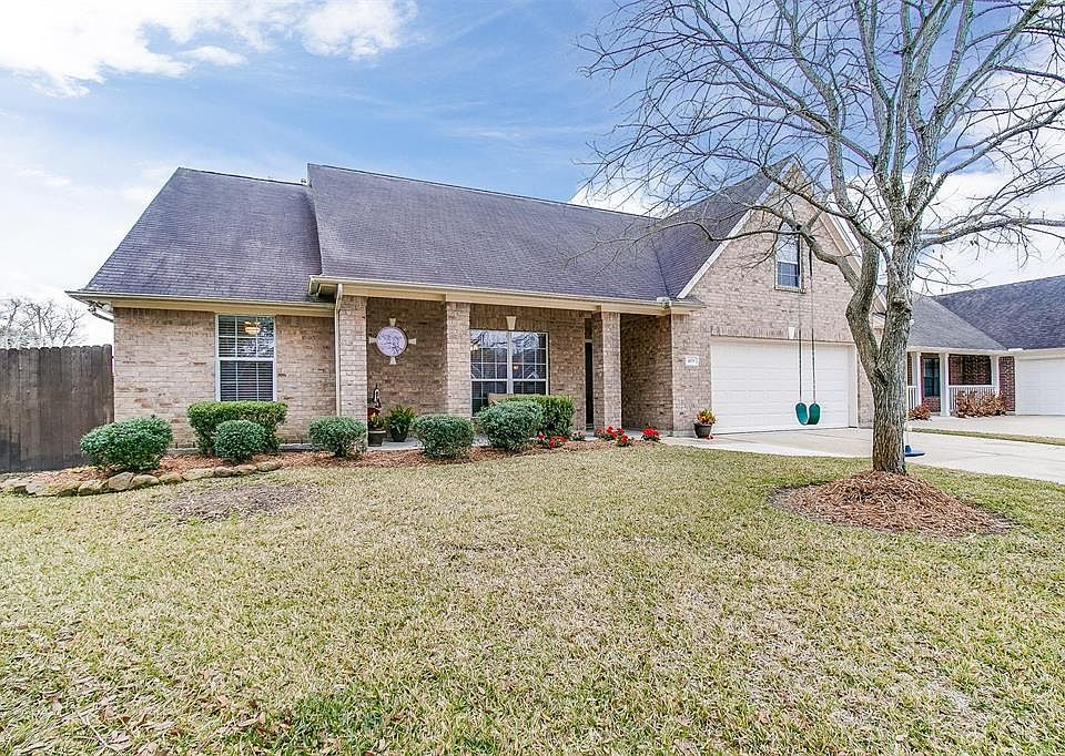 1st image of 409 Friends Knoll Ln