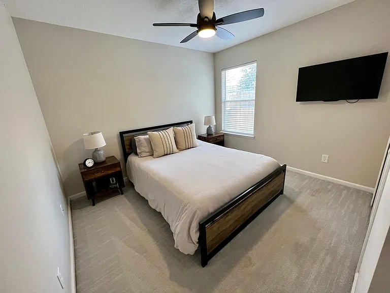 12369 Burgess Hill Dr — Photo 19
