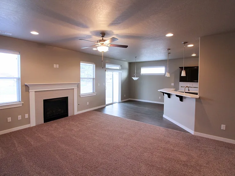 5038 W 28th Ave — Photo 2