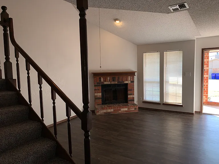 4211 Fort Dr #4211 — Photo 2