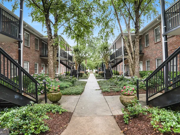 3675 Peachtree Rd NE APT 24, Atlanta, GA 30319