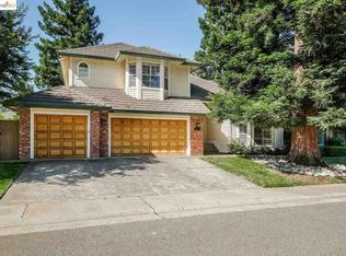 11578 Crystal Lake Ct, Gold River, CA