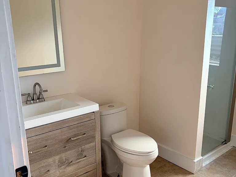 386 S 900W W — Photo 26