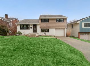 727 Smiley St, Ellwood City, PA 16117