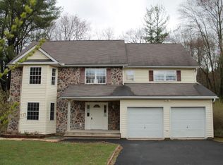 1089 Mazzetti Rd, Stroudsburg, PA 18360