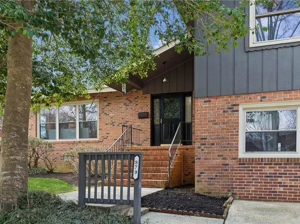 879 Loraine Dr, Newport News, VA 23608