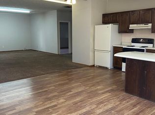 215 W Mount Vernon St #B, Metamora, IL 61548