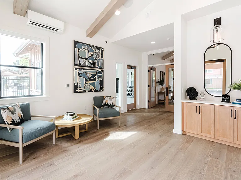 East | Clubhouse
