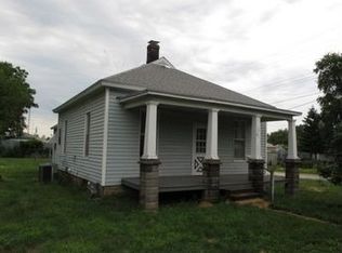 1501 S Houston St, Taylorville, IL 62568