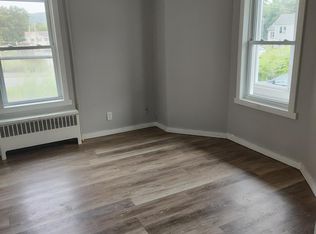 29 Middle St #1, Fitchburg, MA 01420