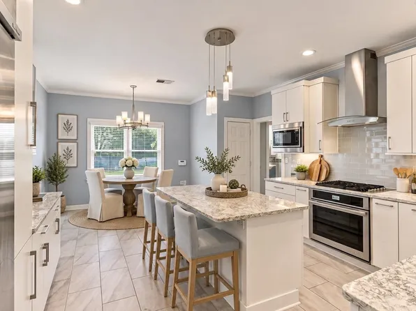 2053 Johnson Rd, Germantown, TN 38139