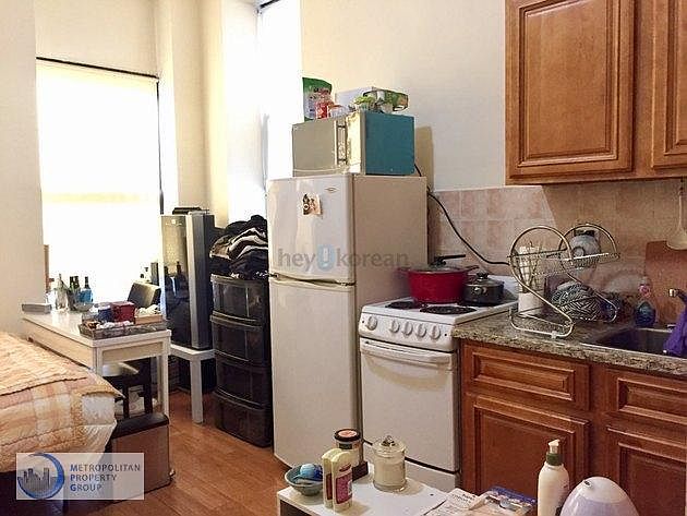 1st image of 2007 Lexington Ave APT 3