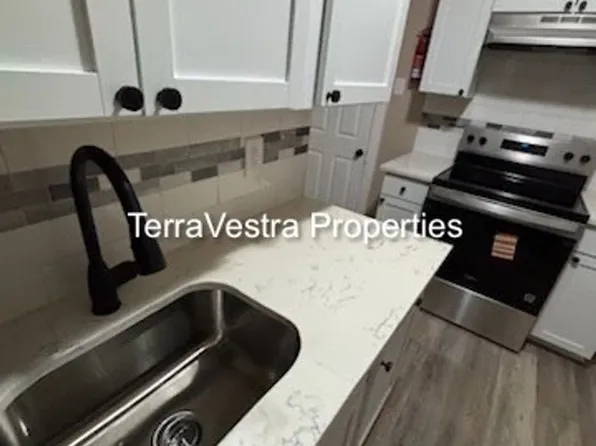 237 Morris St, Gloucester City, NJ 08030