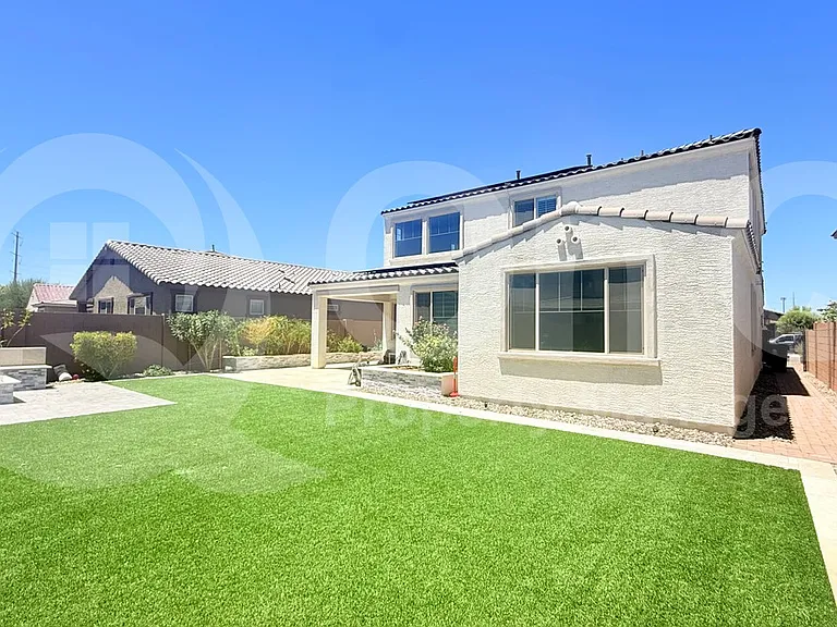 12129 W Luxton Ln — Photo 5