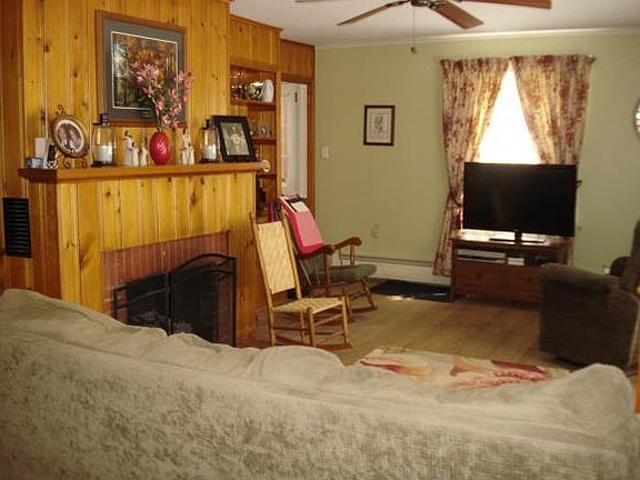 2nd image of 115 Vestal Ave