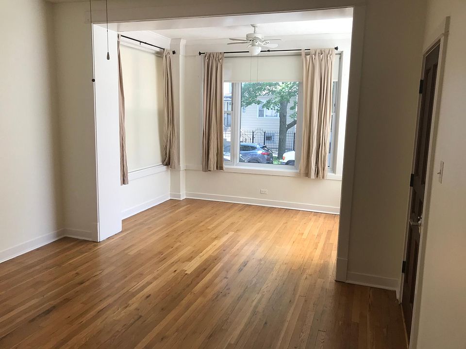 1st image of 4426 N Drake Ave #1