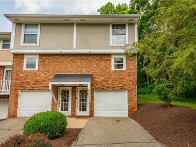 5495 Library Rd APT 11, Bethel Park, PA, 15102