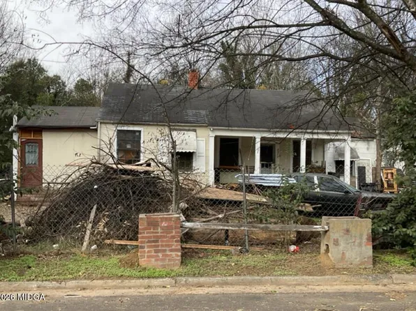 3879 Tela Pl, Macon, GA 31206