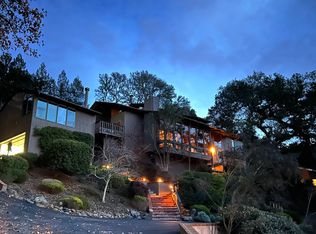 82 Diablo View Dr, Orinda, CA 94563