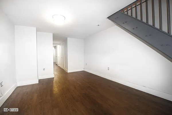 Rented by Citi Habitats | media 11