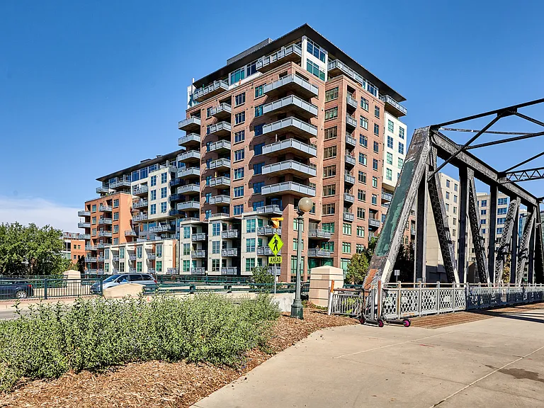 1401 Wewatta St #210 — Photo 4