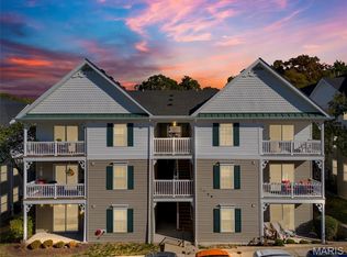 1109 Arbor Creek Dr APT 3C, Saint Louis, MO 63122