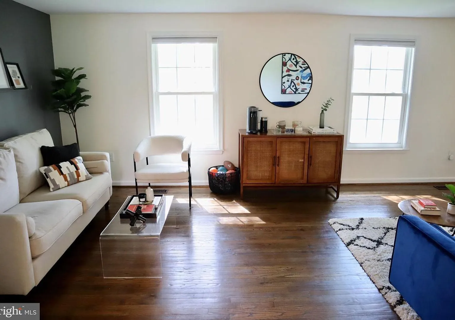 Spacious 4 Br 3.5 Bath Contemporary Home Is Now Available In Derwood — Photo 4