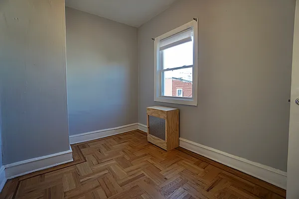Rented by Dixon Advisory USA Inc. | media 14