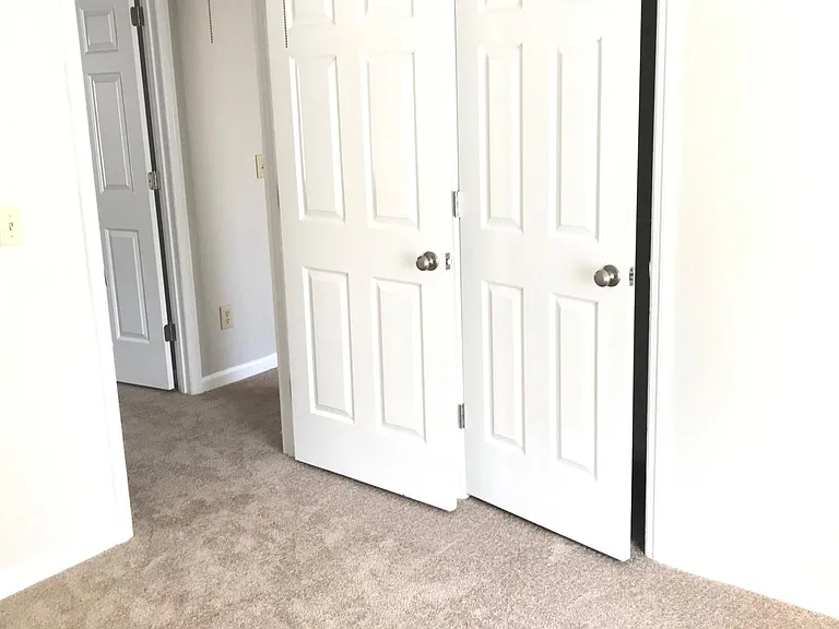 2501 Park Green Ln — Photo 18