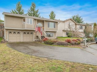 1301 Daniels Ave, Bremerton, WA