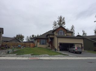 13171 Curry Ridge Cir, Eagle River, AK 99577