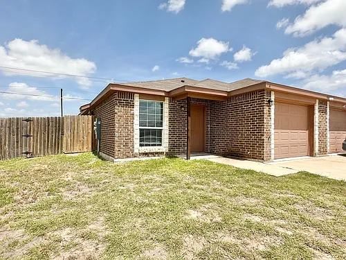 901 Lasso Dr Photo 1