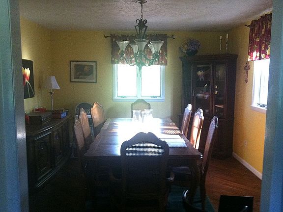 Formal dining room