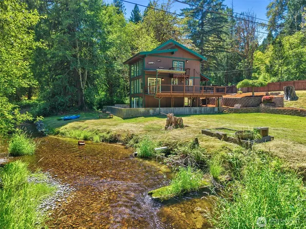 381 E Sherwood Creek Road, Allyn, WA 98524